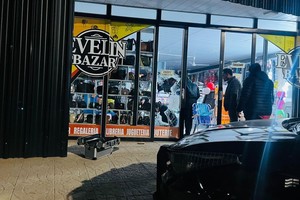 Local comercial víctima del hecho.